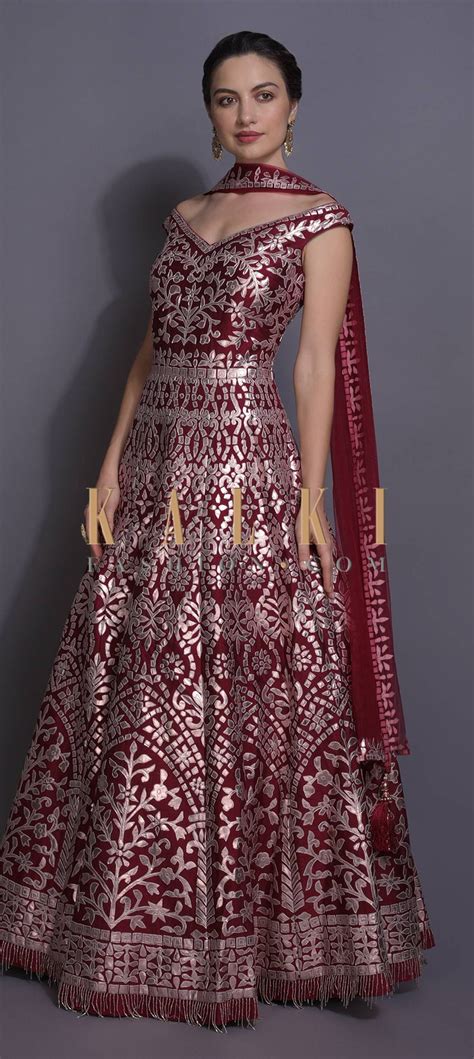 Buy Traditional Ethnic Clothing for Women India 